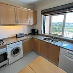 By The With Parking And Wifi By Amcf Διαμέρισμα Portimão