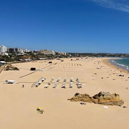 By The With Parking And Wifi By Amcf ポルティマン