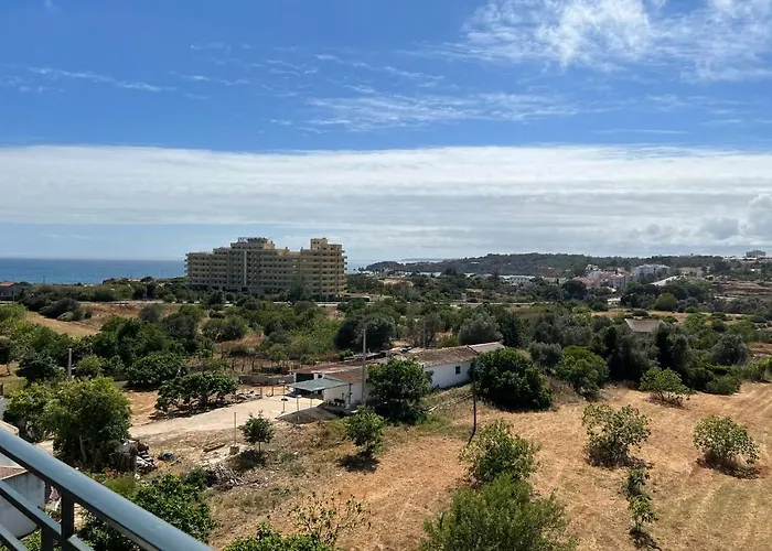 By The With Parking And Wifi By Amcf *