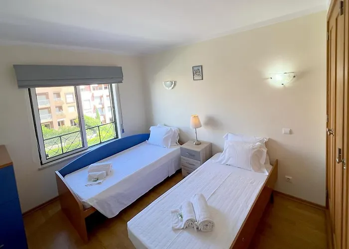 Appartement By The With Parking And Wifi By Amcf *