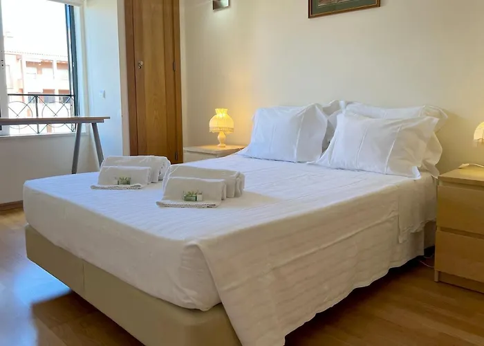 Appartement By The With Parking And Wifi By Amcf