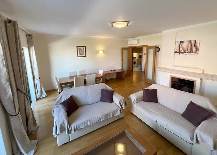 By The With Parking And Wifi By Amcf Appartement Portimão